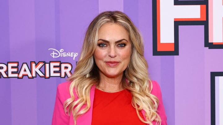 All about DWTS's Elaine Hendrix’s car accident and injury from over 30 years ago