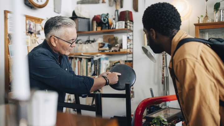 How To Go Antiquing Without Ever Leaving Home