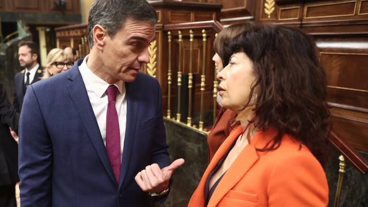 El Gobierno da el primer paso para tratar de blindar el aborto en la Constitución