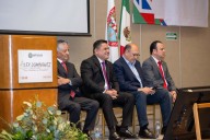Rinde Alex Domínguez su Primer Informe Legislativo
