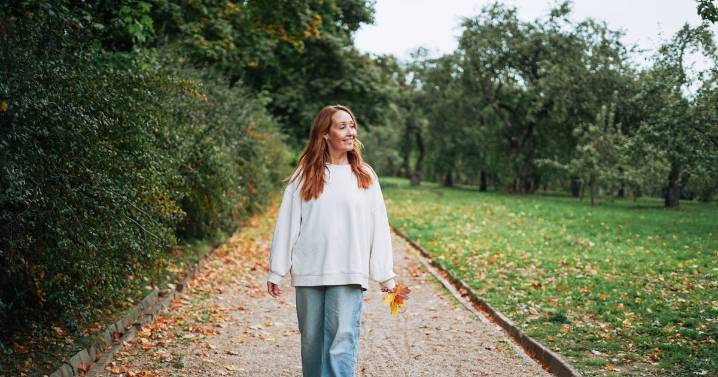 Your Daily Walk Is So Relaxing For This Unexpected Reason