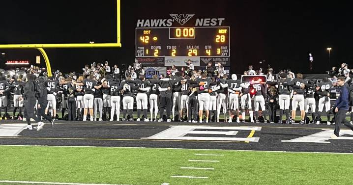 'Truly love this team' | Former Bengals QB Jon Kitna reflects on Lakota East's win over West