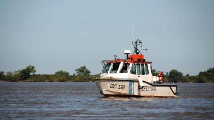 Santa Fe: encontraron el cuerpo del adolescente que había desaparecido en el río Paraná tras caer de una canoa