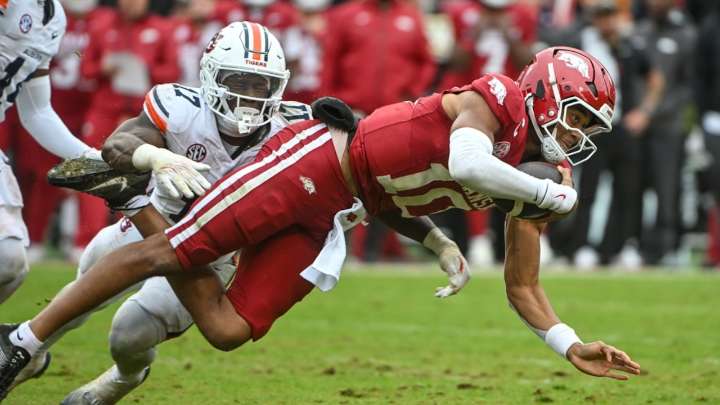 Casagrande: Saying something nice about Auburn football