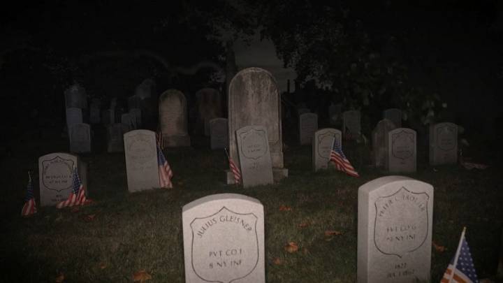 Moonlight cemetery tours memorialize spirits of the past