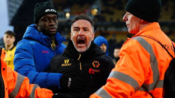 Wolves boss Pereira: I understand fans' frustration after late defeat