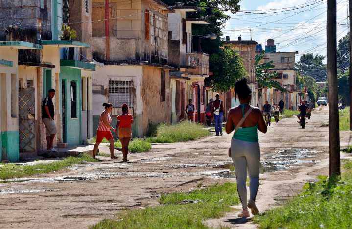 Cuba lucha contra el dolor y los mosquitos mientras el chikungunya se propaga como un rumor