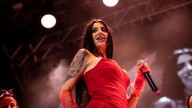 Naiara reina en casa y le canta una jota a la Virgen del Pilar: "Vamos a reventar la plaza"