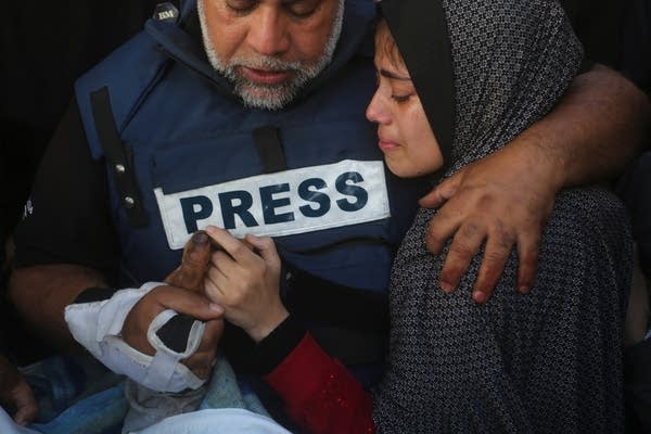 Journalists risk their lives to report from Gaza