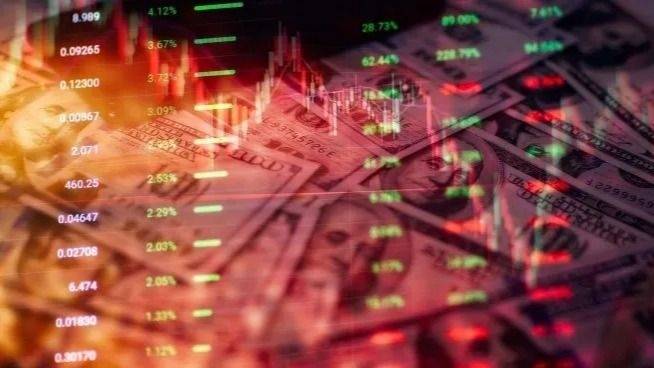 En un mercado muy volátil a días de las elecciones, los bonos en dólares se hundieron hasta 4,4%
