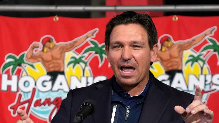 DeSantis dedicates portion of Clearwater Trail to Hulk Hogan
