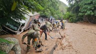 Veracruz y Querétaro registran muertes por deslaves e inundaciones, informa Protección Civil
