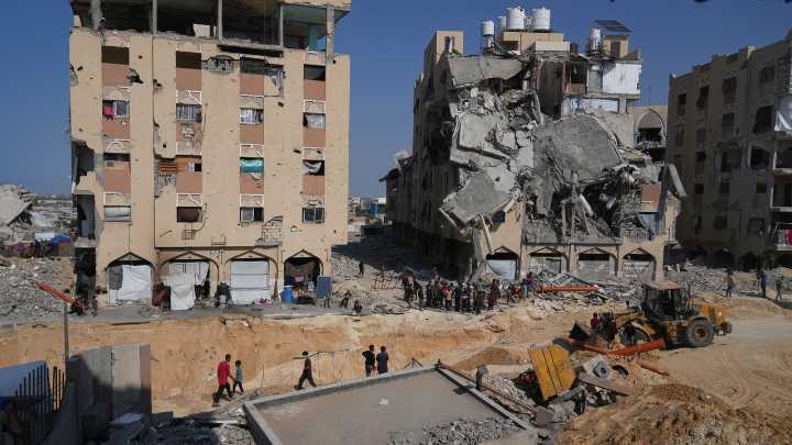 El Ejército israelí dispara contra un minibús en Gaza que no respondió cuando le dieron el alto