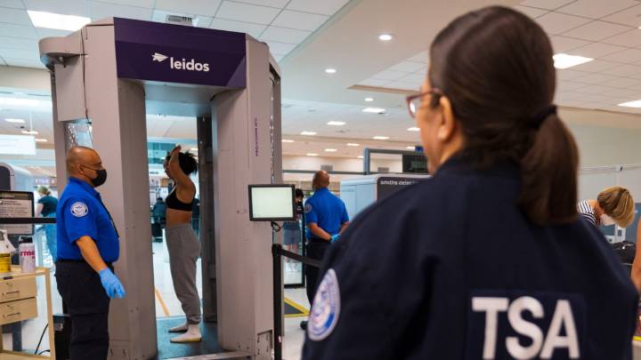 El Paso se suma a la defensa de la Ley Hatch y rechaza contenido partidista en instalaciones aeroportuarias