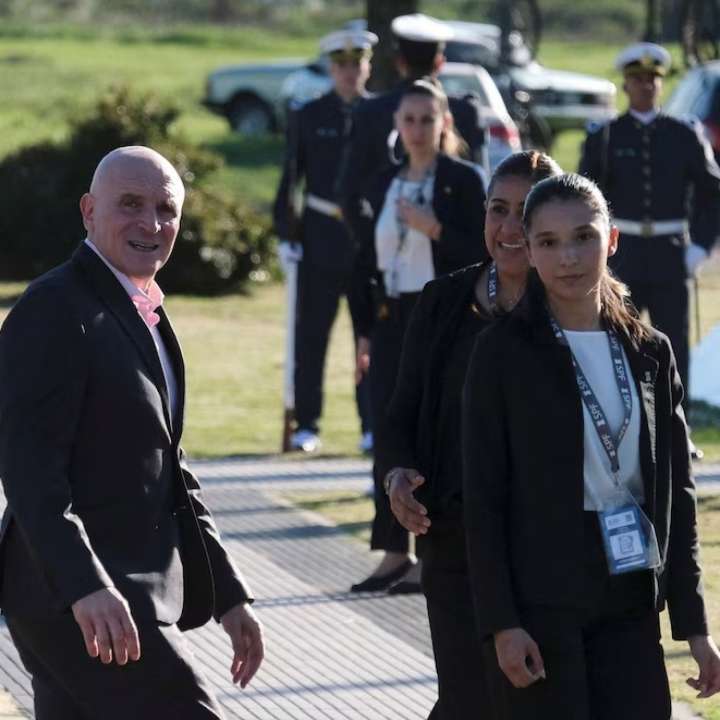 Milei recibe a Macri en Olivos para recomponer la alianza política