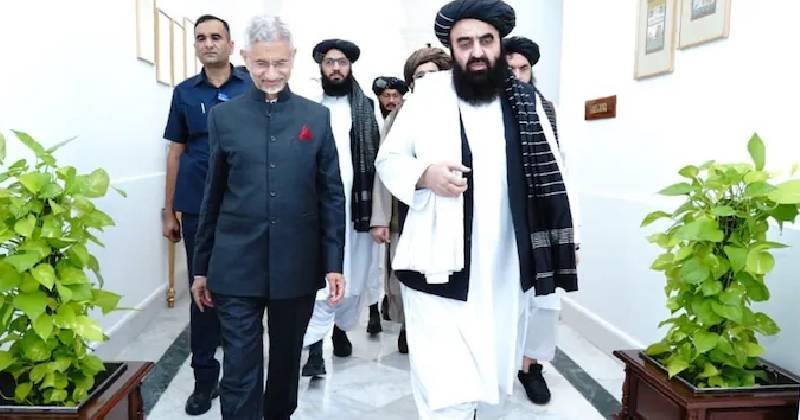 Taliban Minister Warns Pakistan: ‘Do Not Test Afghan Courage’
