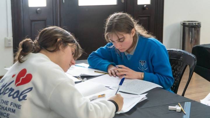 Programa Quedate: comienzan las tutorías presenciales para estudiantes de escuelas secundarias