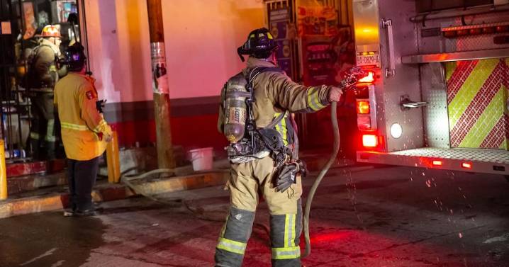 Ceder el pase a unidades de emergencia se debe hacer con TODA seguridad: jefe de Bomberos