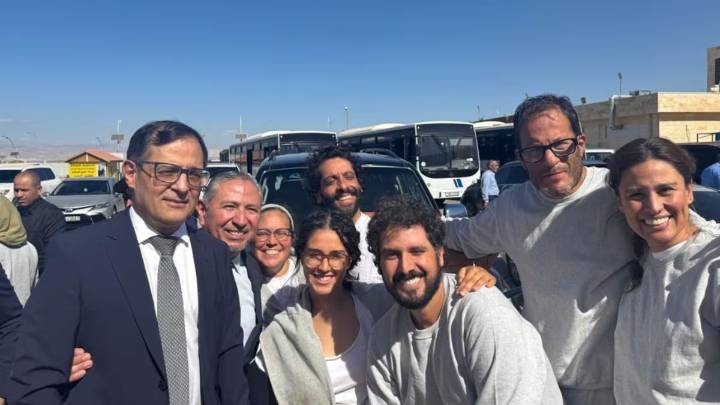 Regresan a México los seis activistas detenidos por Israel: “La Flotilla de la esperanza volvió a casa”