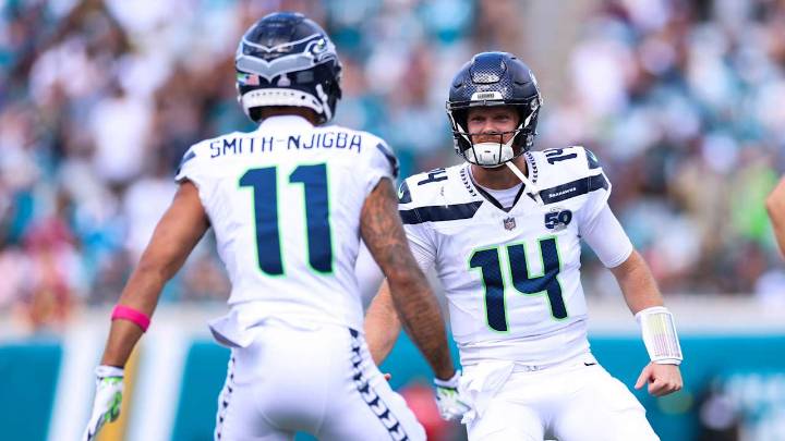 Sam Darnold & Jaxon Smith-Njigba 'Just Keep Connecting' As Seahawks Win In Jacksonville