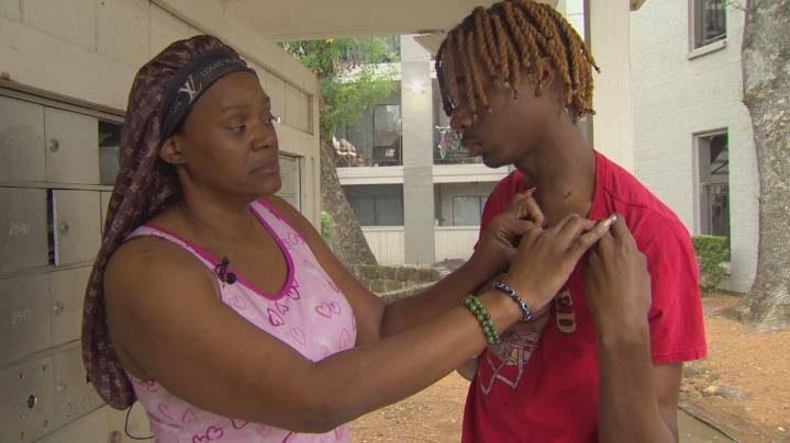 Dallas teen stabbed on school bus; mom calls for stronger security at Lake Highlands High