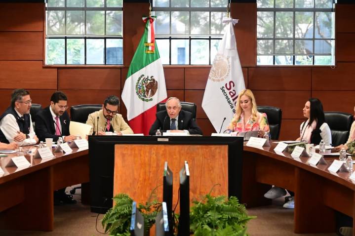Secretaría de Salud encabeza acciones para prevenir y atender el cáncer en la mujer 