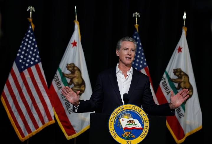 Gavin Newsom Considering 208 White House Bid After Midterms