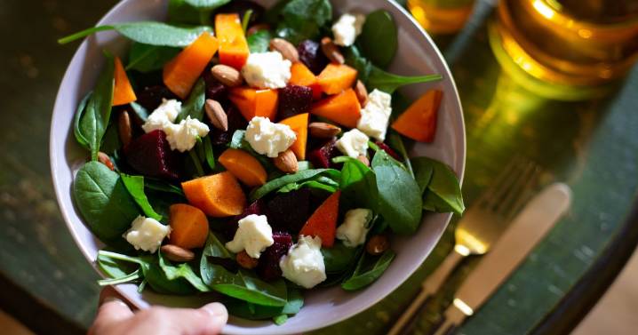 Doctor says eat three foods now to help lose weight by Christmas