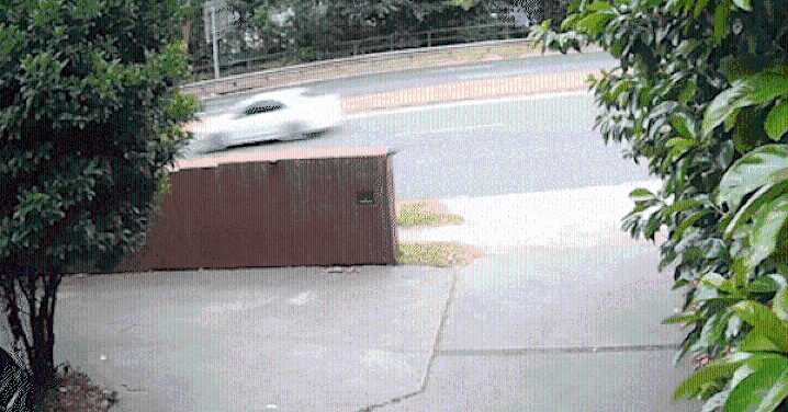 Sydney news: Porsche crashes into two cars on Sydney's Upper North Shore