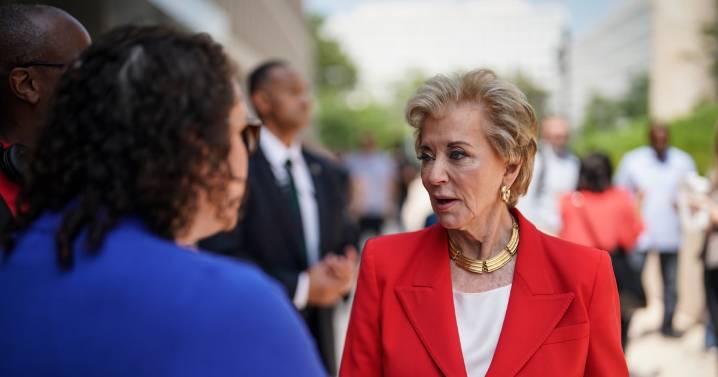 Education Department employees' emails changed automatically to blame Democrats for shutdown