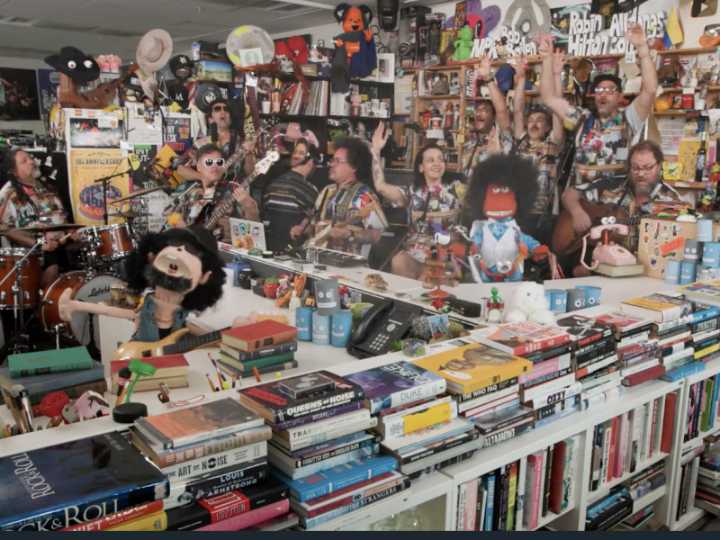 31 Minutos y el fenómeno Tiny Desk: Cómo un escritorio se convirtió en un escenario global
