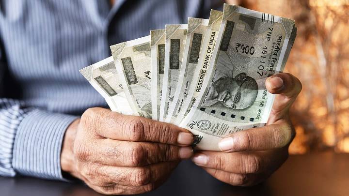 Cabinet Approves 3% DA Hike for Central Govt Employees, Pensioners