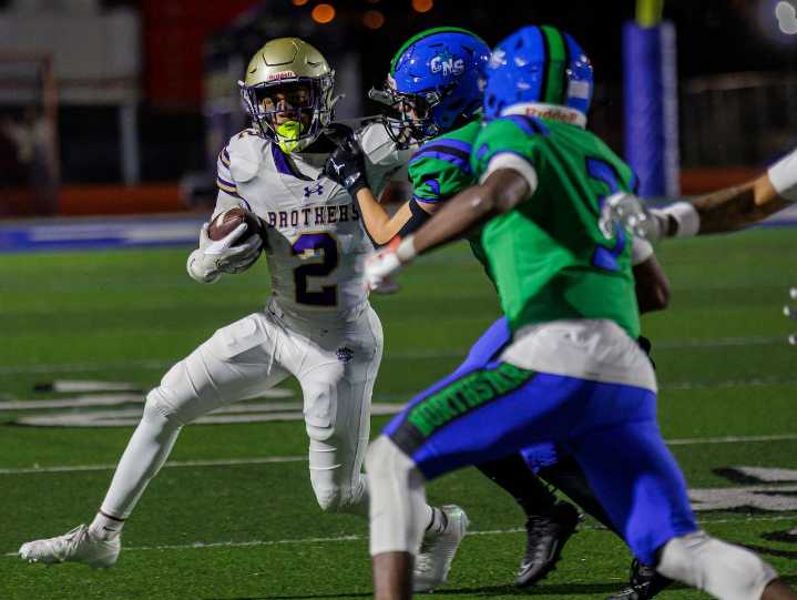 Section III Class AA football playoff preview: Favorites, contenders, dark horses, players to watch