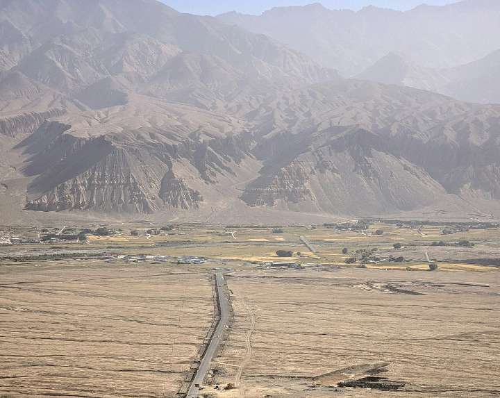 Pak Captures 19 Afghan Security Posts Along Border; Kabul Says 58 Pakistani Soldiers Killed