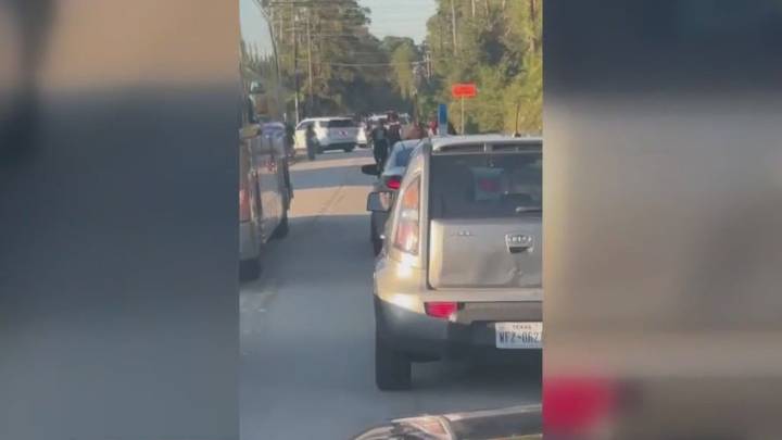 Humble residents at odds with ranch that attracts thousands to neighborhood