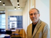 Joan Garriga, psicólogo referente en constelaciones familiares: “Querer cambiar al otro a la medida de lo que imagino es agresión”