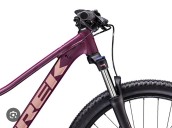 DELINCUENTE SUSTRAJO BICICLETA DESDE EL ACCESO AL CESFAM DE QUILLÓN.