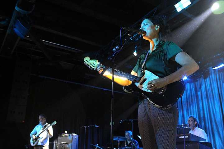 Stereolab’s Sold-Out Cleveland Debut Highlights Consistency in 35