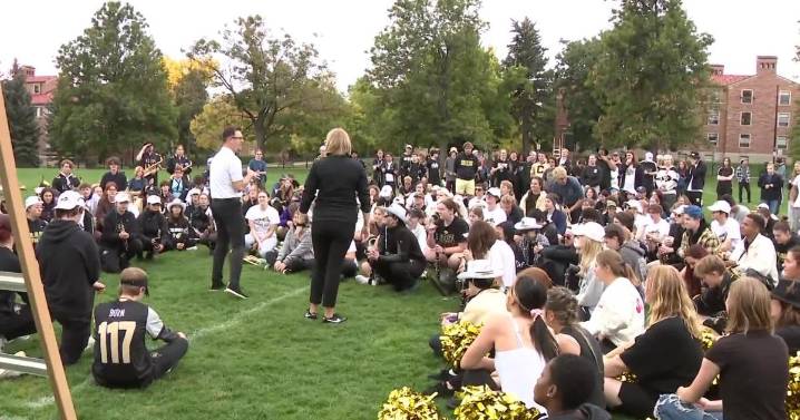 University of Colorado helps students through music following school shooting