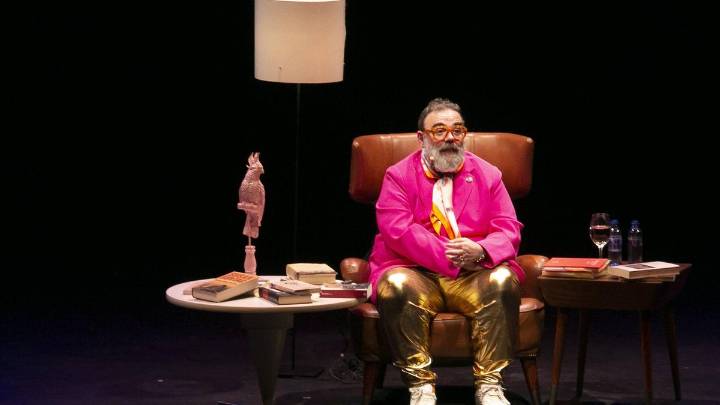 Bob Pop lleva a Mieres su obra "Hablar no sirve. De nada"