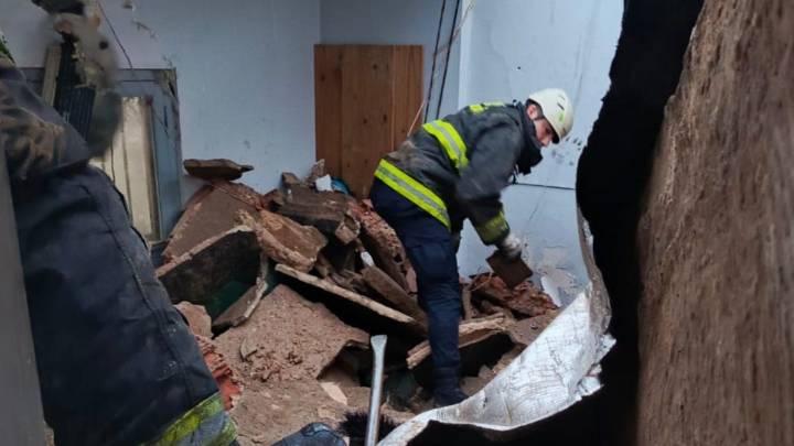 Una mujer murió aplastada tras el derrumbe del techo de una casa en Rosario