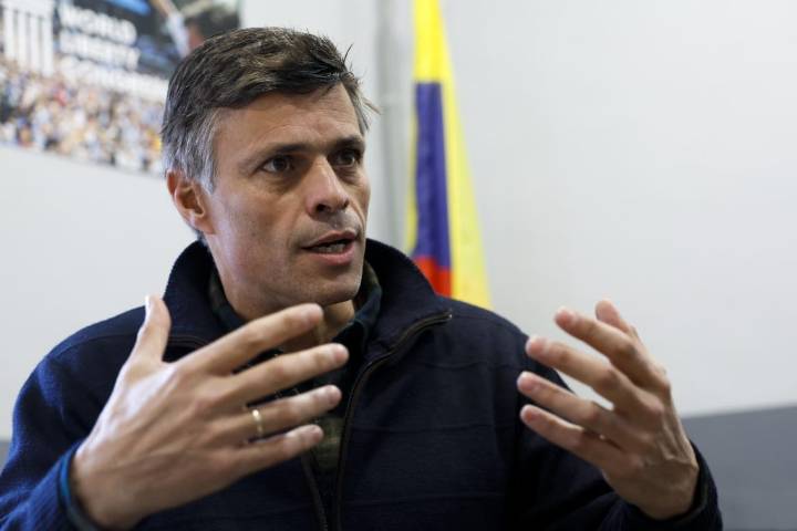 Maduro pide retirar nacionalidad al opositor Leopoldo López