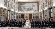Australian media hear Pope hail newswire 'public good'