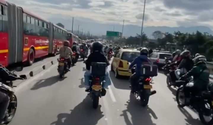 Protesta de motociclistas causó caos en la movilidad de Bogotá