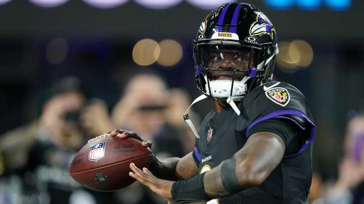 Lamar Jackson, Ravens cannot afford a lost season