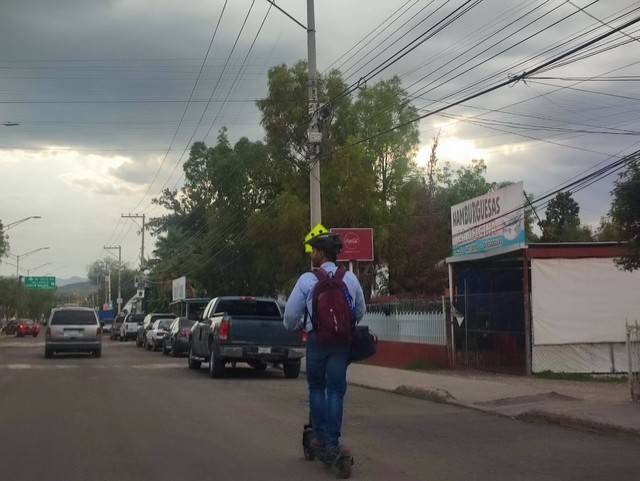Quienes se transporten en scooters en Aguascalientes seguirán circulando donde quieran