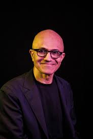 Satya Nadella, CEO de Microsoft, visitará India en diciembre