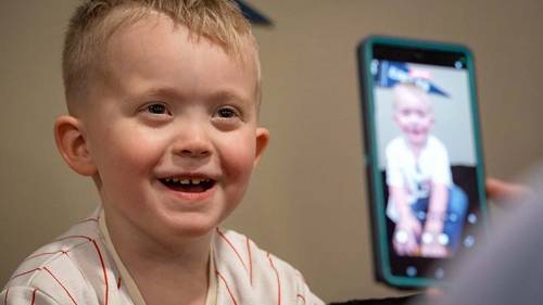 'Cal's Corner': Three-year-old posts positive messages for Philly sports fans online
