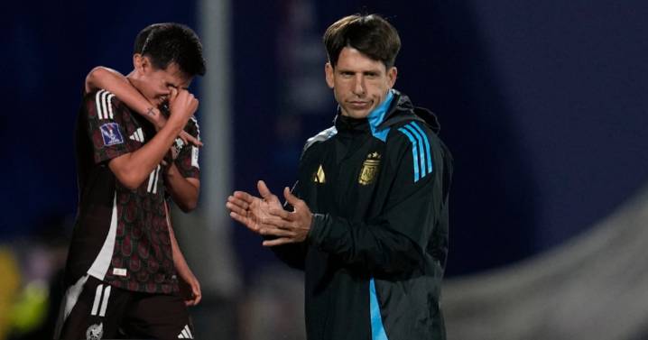 Técnico de Argentina termina de hundir a México con esta insólita reacción en el Mundial Sub