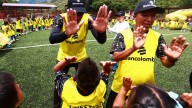 Convirtió la selva en escuela de fútbol para 800 niños Emberá